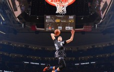 九游体育：西甲女足赛场惊现骇人瞬间 马竞后卫梅迪纳头部遭重击一度昏迷