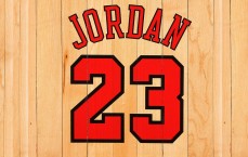 【九游娱乐】悬崖边上的海港队，战术调整迫在眉睫，押宝洛夫顿绝非唯一出路