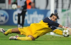 九游体育下载_曼城3-0完胜曼联，改不改三后卫，真的重要吗？