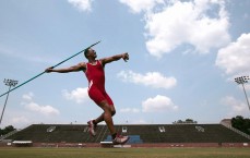 【九游娱乐】周琦心系休斯敦灾情，社交媒体发文祈福，愿风城平安，我们同在